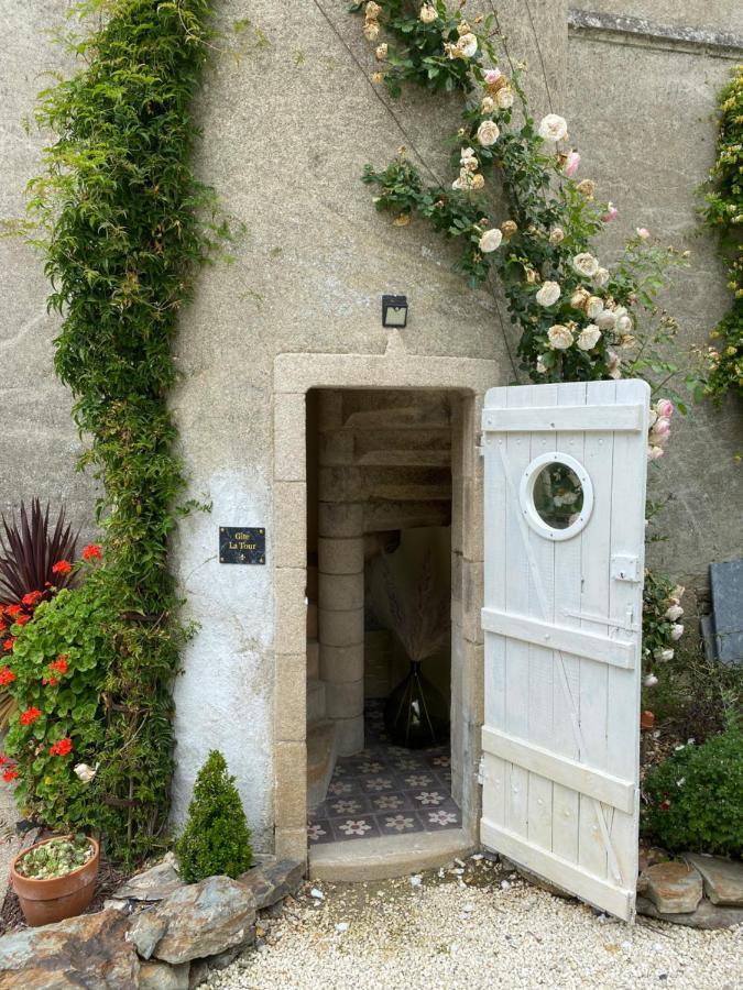 Chateau De St-Fulgent, Gite La Tour Saint-Fulgent 외부 사진